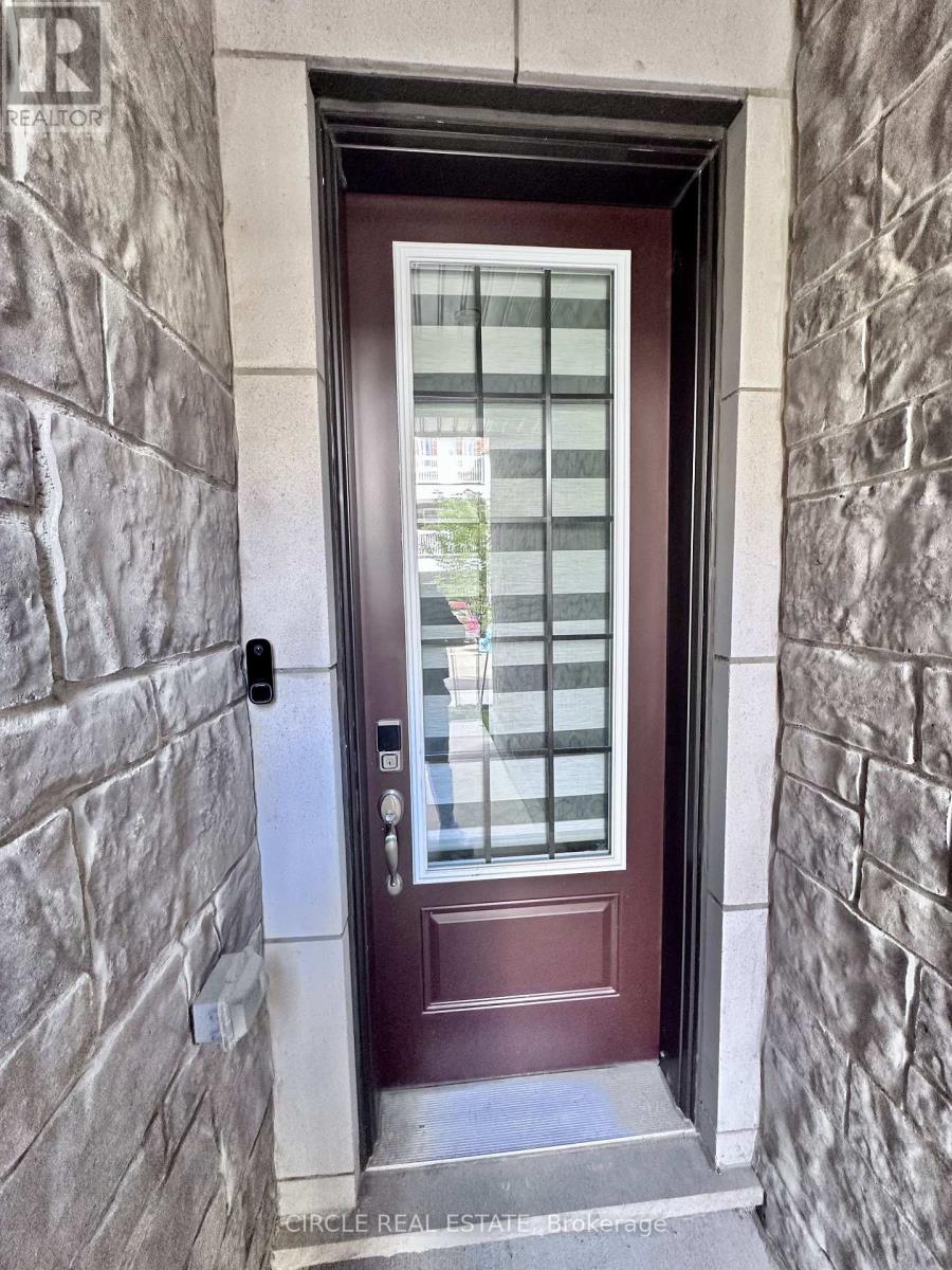 70 - 1317 Leriche Way, Milton, Ontario  L9E 0H5 - Photo 4 - W12466997