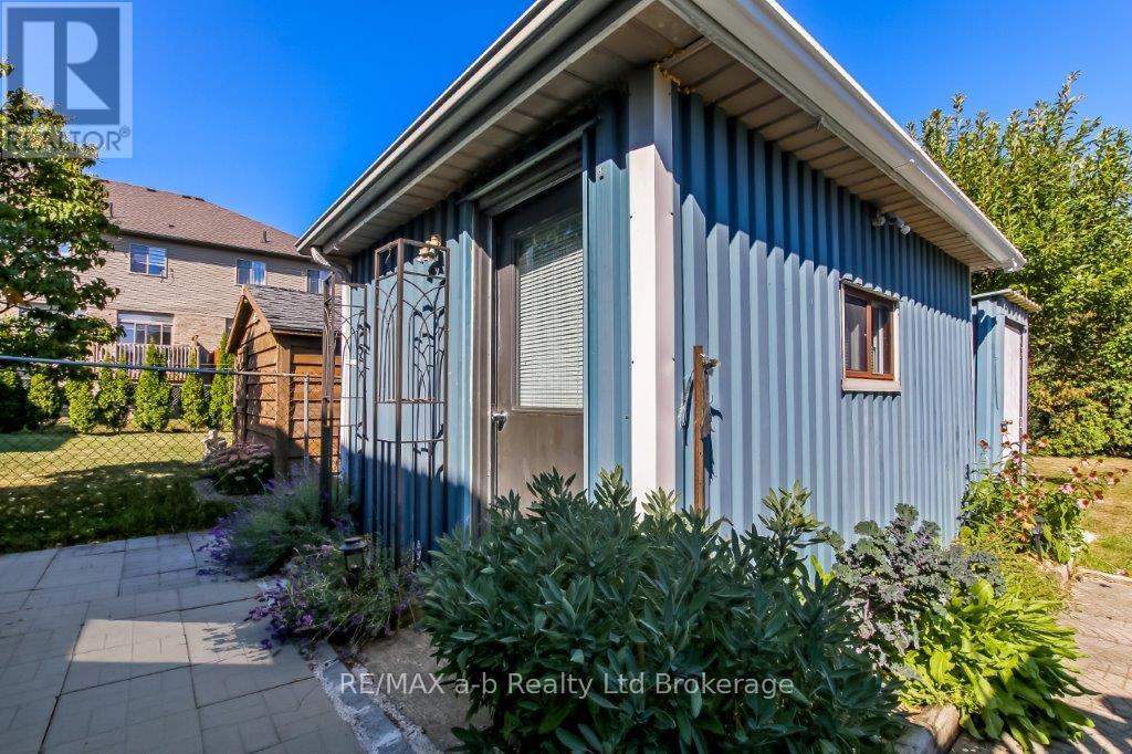 1035 Devonshire Avenue, Woodstock, Ontario  N4S 5S1 - Photo 10 - X12468409