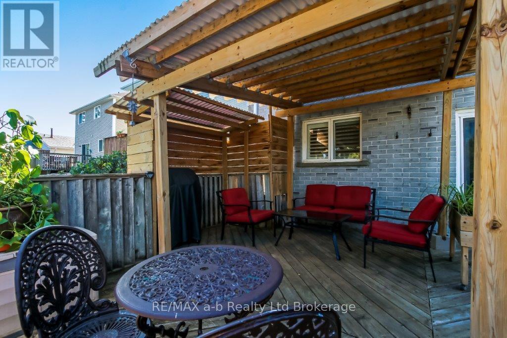 1035 Devonshire Avenue, Woodstock, Ontario  N4S 5S1 - Photo 14 - X12468409