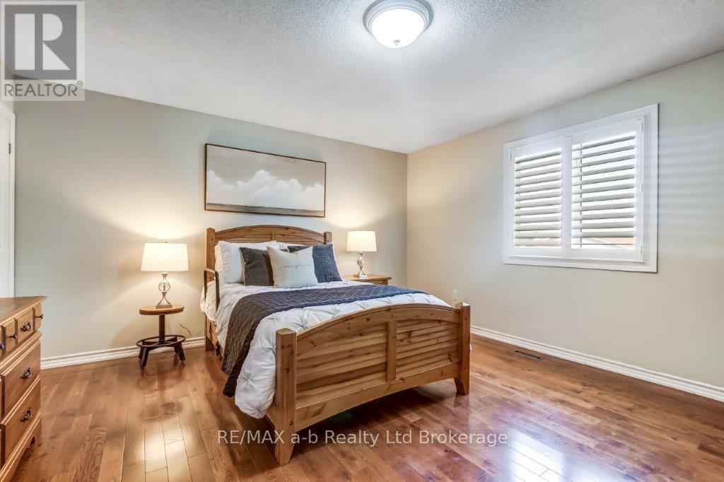 1035 Devonshire Avenue, Woodstock, Ontario  N4S 5S1 - Photo 25 - X12468409