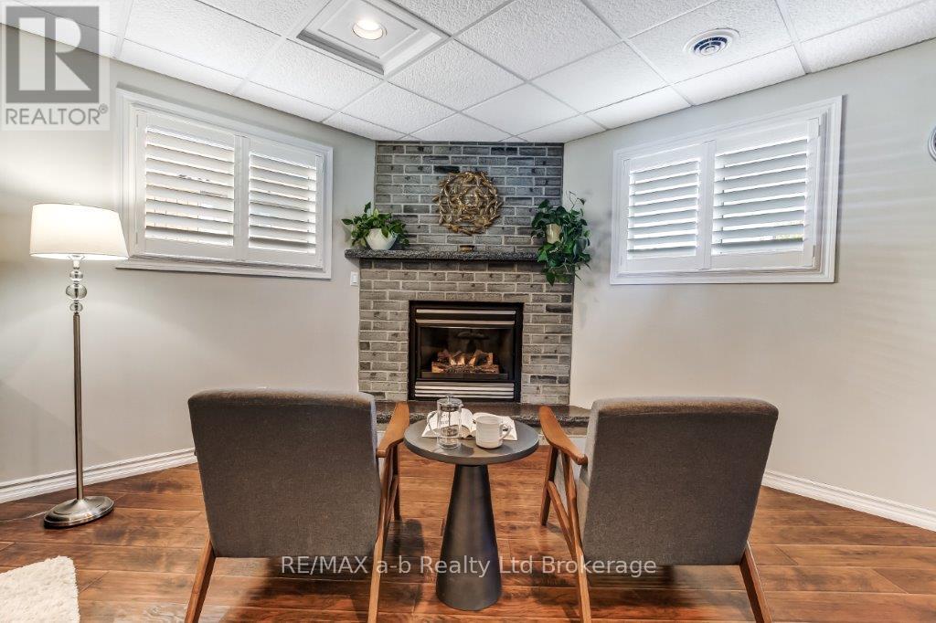 1035 Devonshire Avenue, Woodstock, Ontario  N4S 5S1 - Photo 27 - X12468409