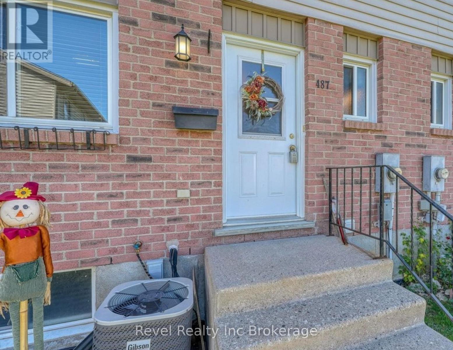 22 - 487 Springbank Avenue N, Woodstock, Ontario  N4T 1R1 - Photo 4 - X12468414