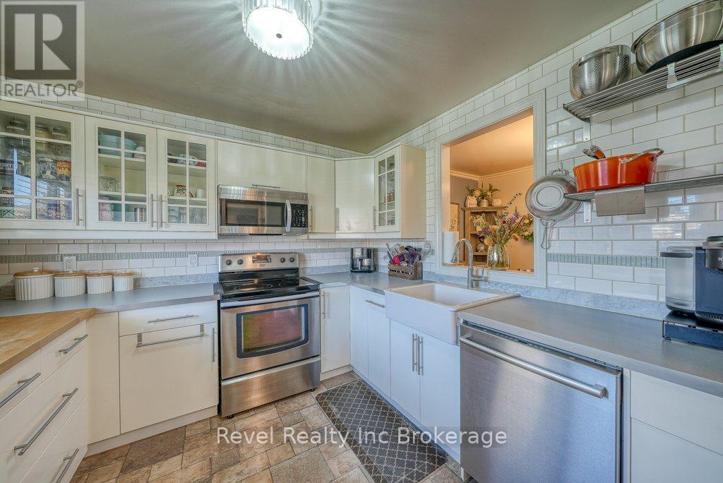 22 - 487 Springbank Avenue N, Woodstock, Ontario  N4T 1R1 - Photo 8 - X12468414