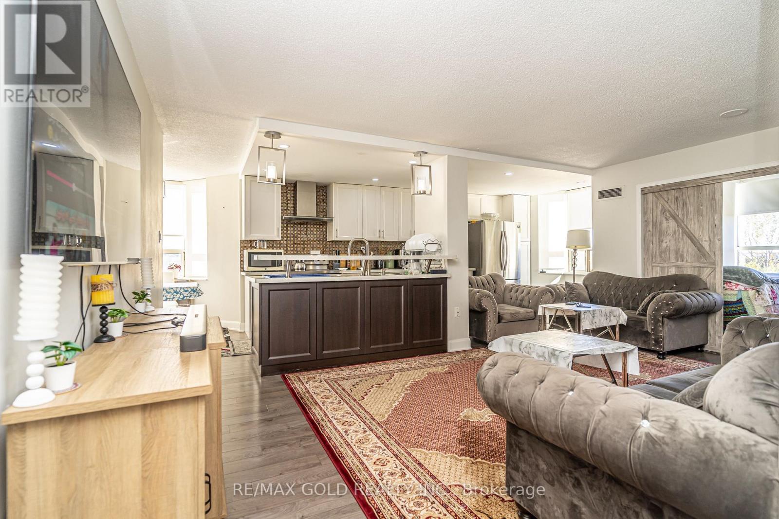 403 - 30 Malta Avenue, Brampton, Ontario  L6Y 4W6 - Photo 12 - W12467977