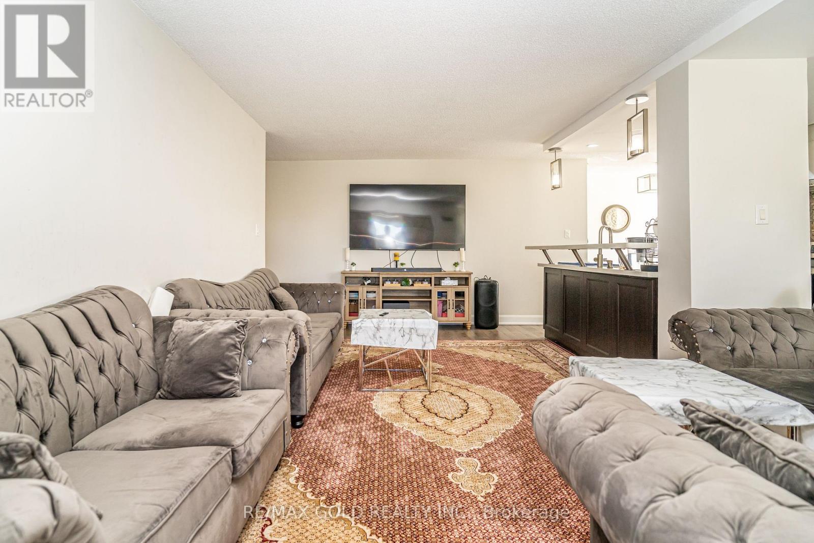 403 - 30 Malta Avenue, Brampton, Ontario  L6Y 4W6 - Photo 14 - W12467977