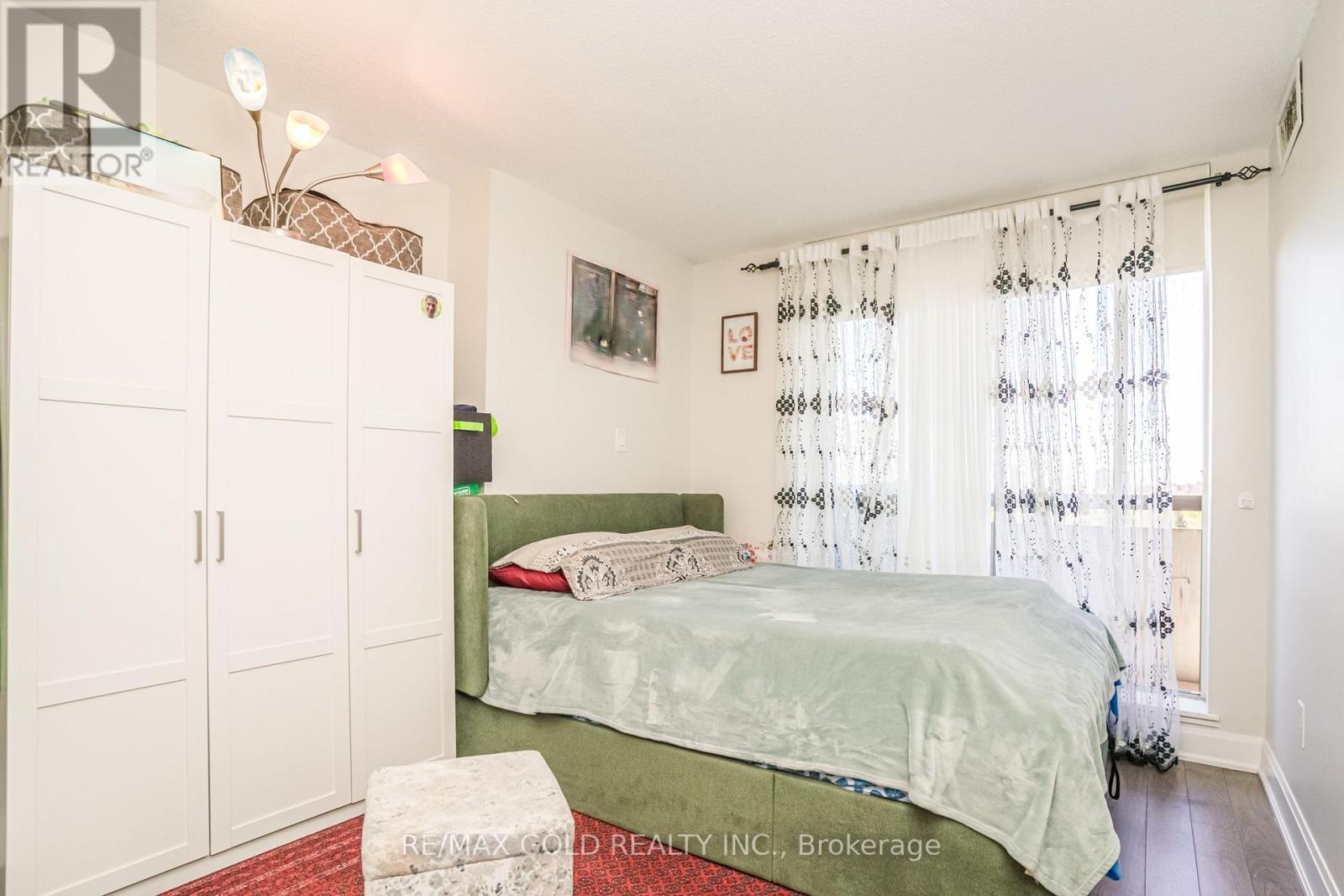 403 - 30 Malta Avenue, Brampton, Ontario  L6Y 4W6 - Photo 24 - W12467977