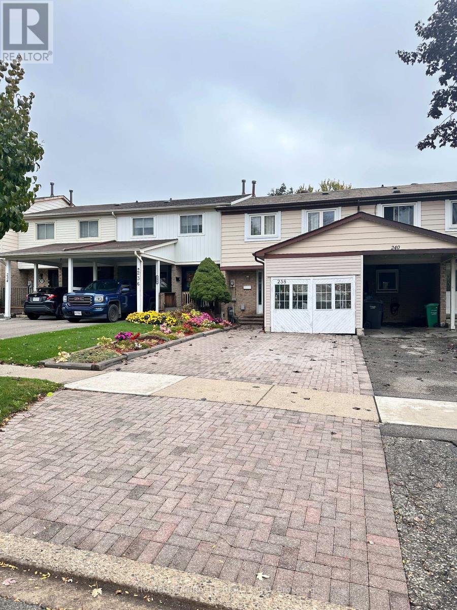 238 Royal Salisbury Way, Brampton, Ontario  L6V 3H4 - Photo 12 - W12467948
