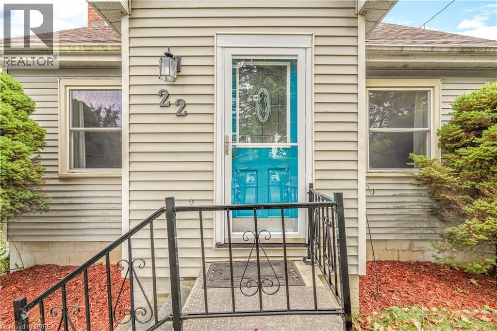 22 Wayne Drive, Brantford, Ontario  N3R 2Y7 - Photo 4 - 40778873