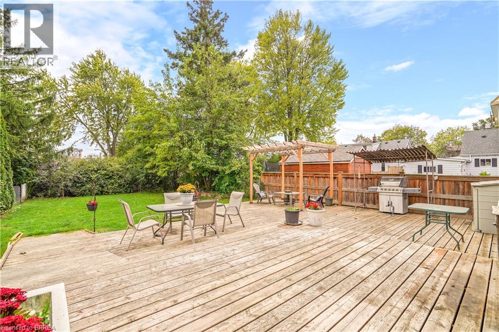 22 Wayne Drive, Brantford, Ontario  N3R 2Y7 - Photo 43 - 40778873