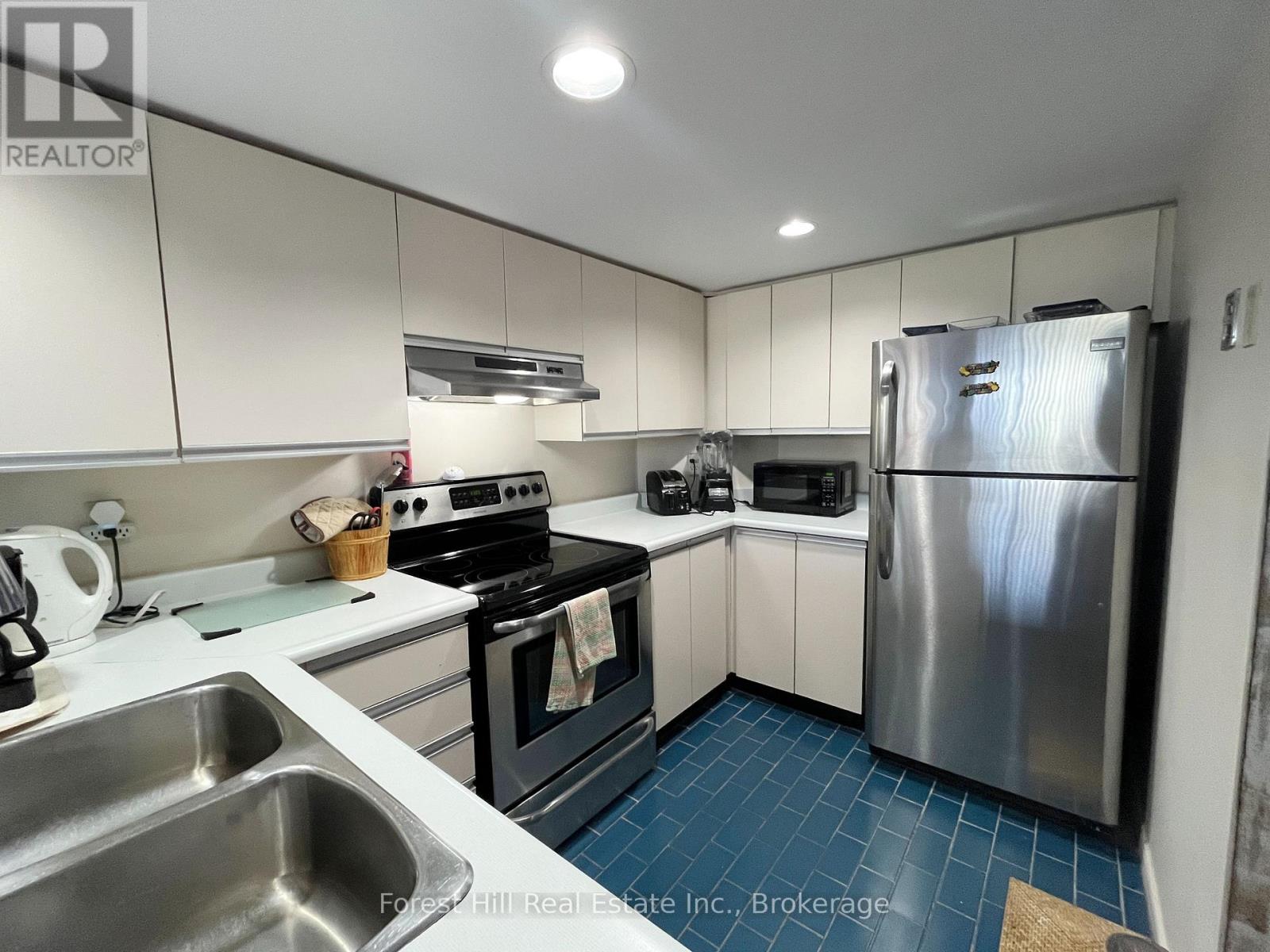 402 - 24 Ramblings Way, Collingwood, Ontario  L9Y 5C6 - Photo 14 - S12468376