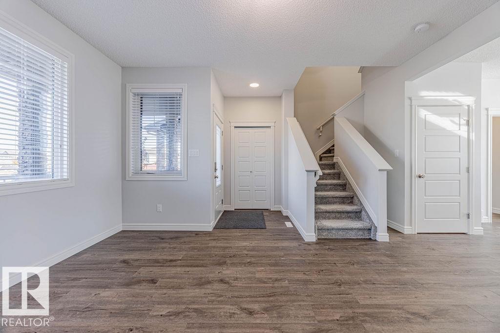 85 Sentry Wy, Sherwood Park, Alberta  T8H 1B1 - Photo 5 - E4462490