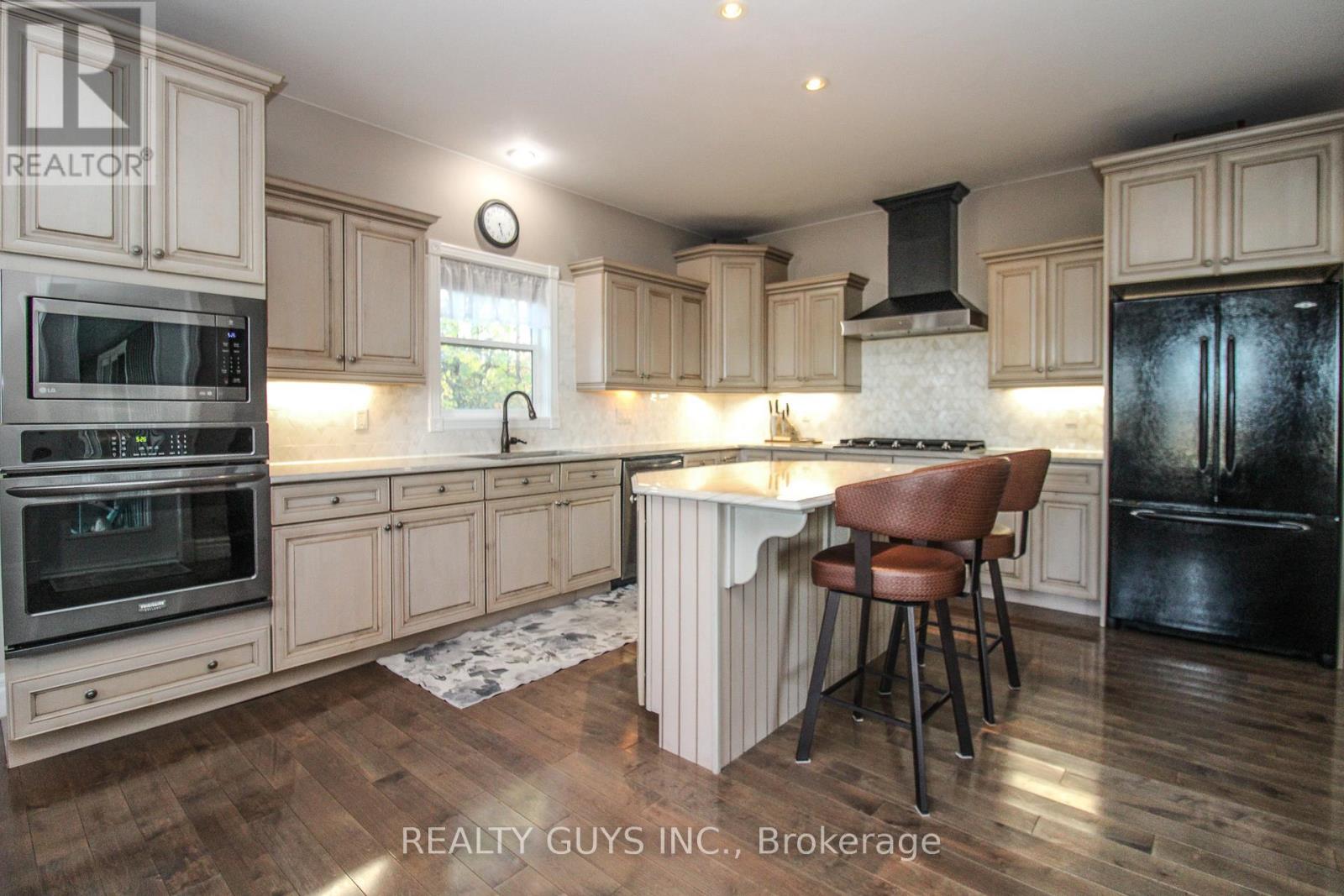 625 Fire  1b Route, Selwyn, Ontario  K9J 6X3 - Photo 28 - X12468397