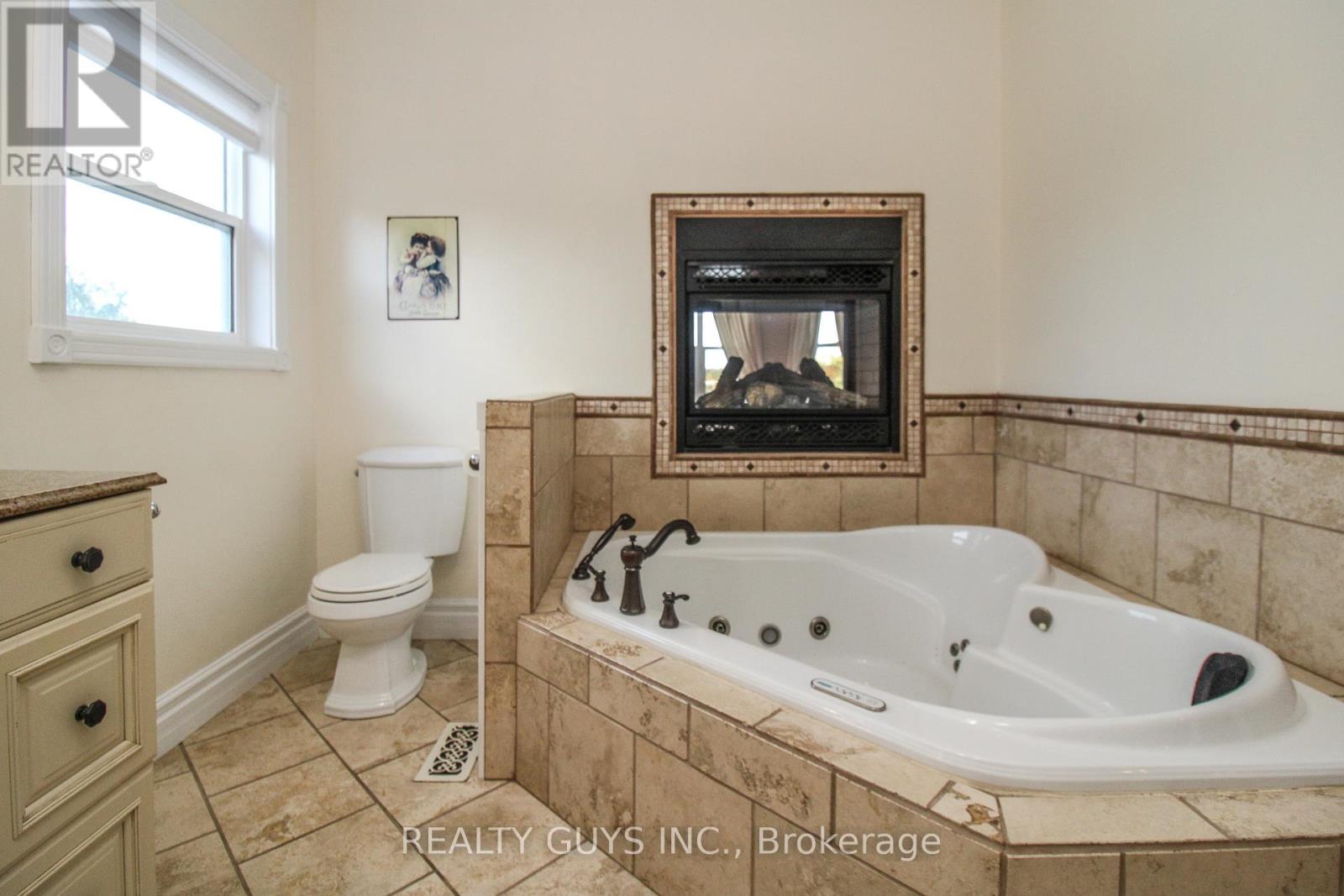 625 Fire  1b Route, Selwyn, Ontario  K9J 6X3 - Photo 34 - X12468397