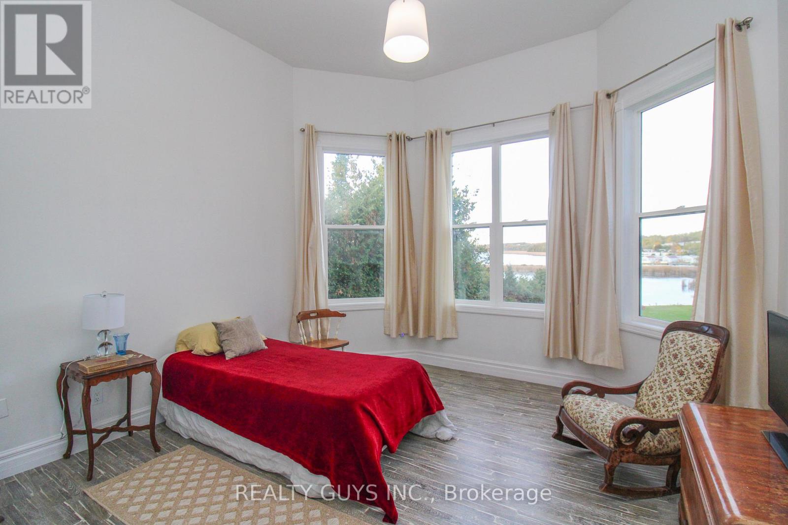 625 Fire  1b Route, Selwyn, Ontario  K9J 6X3 - Photo 46 - X12468397