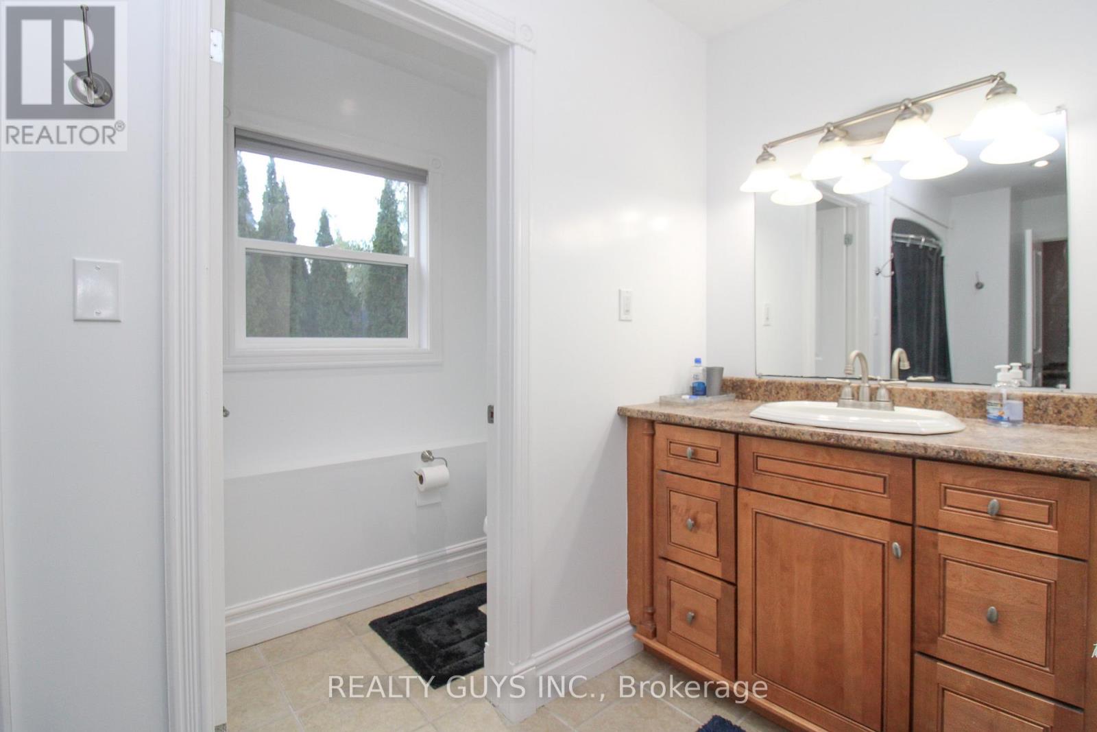 625 Fire  1b Route, Selwyn, Ontario  K9J 6X3 - Photo 48 - X12468397