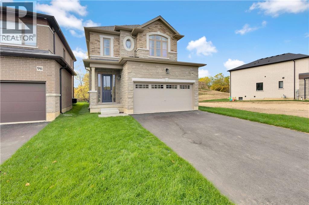 92 Shady Oaks Trail, Hamilton, Ontario  L9B 0K6 - Photo 3 - 40773238