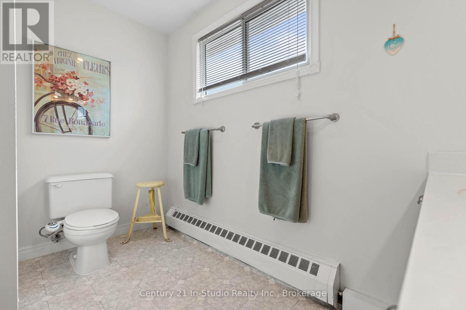 62 - 62 Laurie Crescent, Owen Sound, Ontario  N4K 6C3 - Photo 20 - X12468390