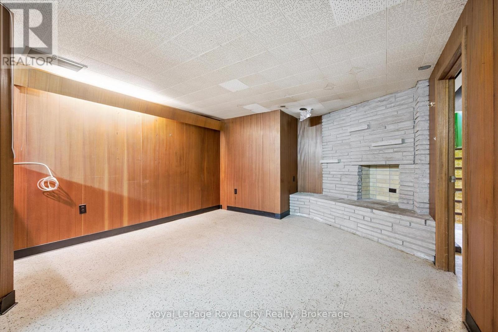 228 Water Street, Guelph (Dovercliffe Park/old University), Ontario  N1G 1B2 - Photo 30 - X12468407