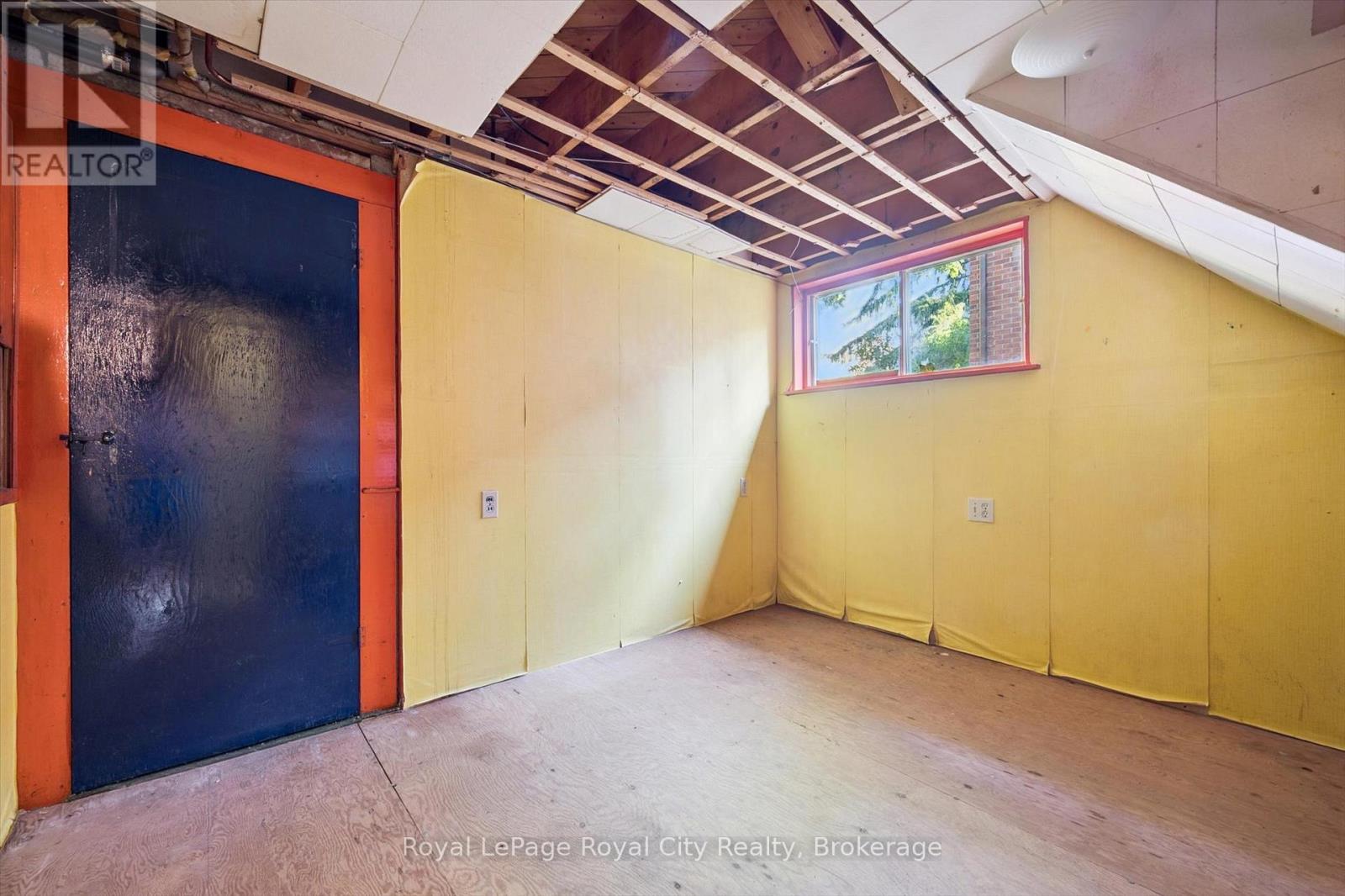 228 Water Street, Guelph (Dovercliffe Park/old University), Ontario  N1G 1B2 - Photo 34 - X12468407
