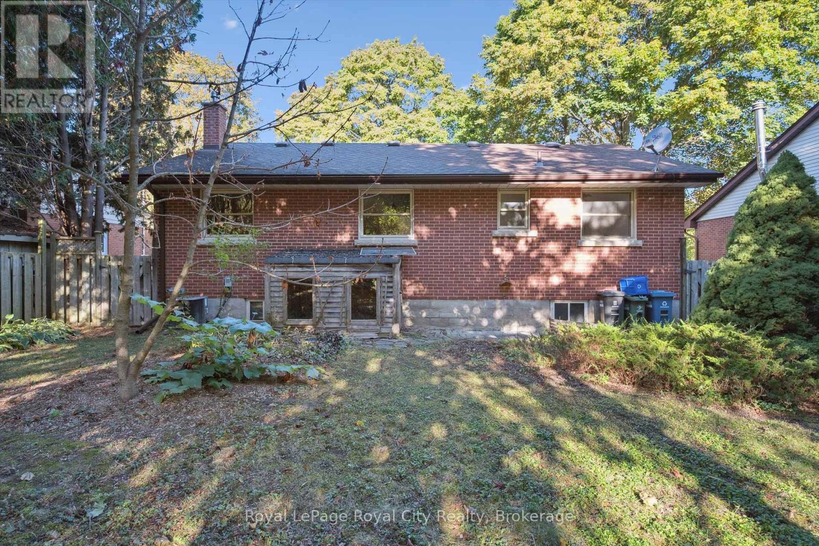 228 Water Street, Guelph (Dovercliffe Park/old University), Ontario  N1G 1B2 - Photo 42 - X12468407
