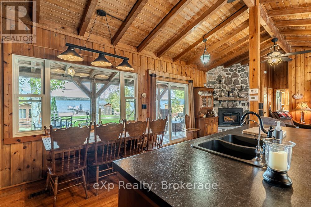 111 Wilson Drive, Georgian Bluffs, Ontario  N0H 2T0 - Photo 10 - X12468430