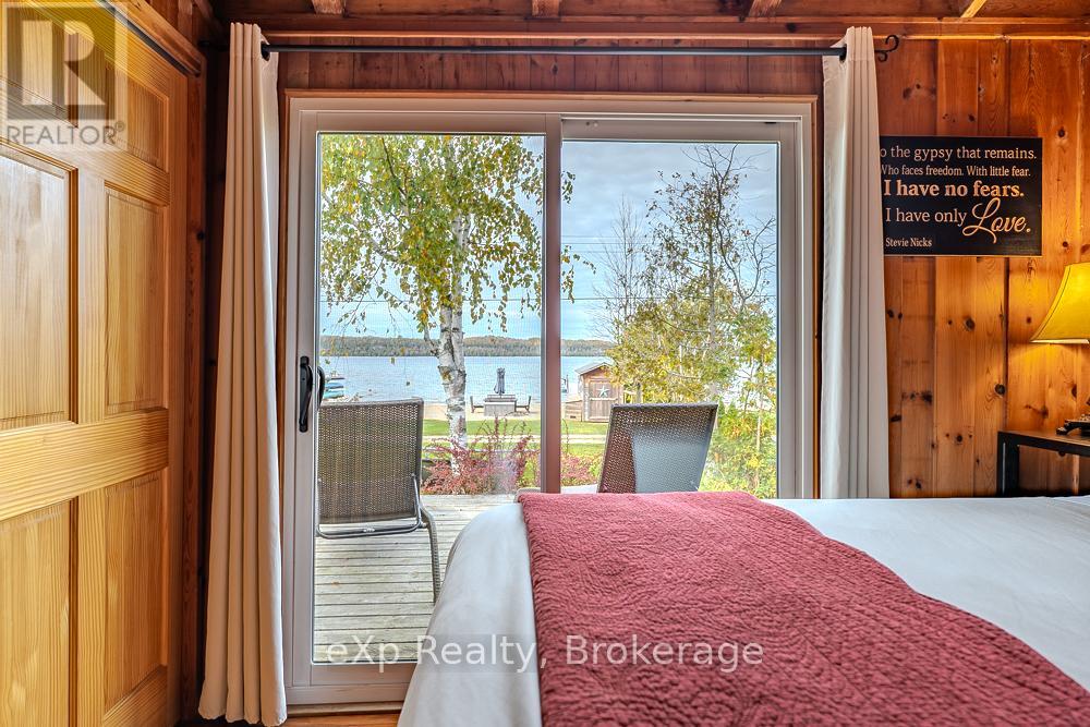 111 Wilson Drive, Georgian Bluffs, Ontario  N0H 2T0 - Photo 23 - X12468430