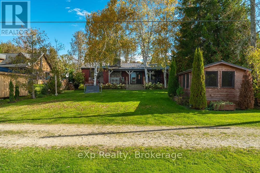 111 Wilson Drive, Georgian Bluffs, Ontario  N0H 2T0 - Photo 3 - X12468430