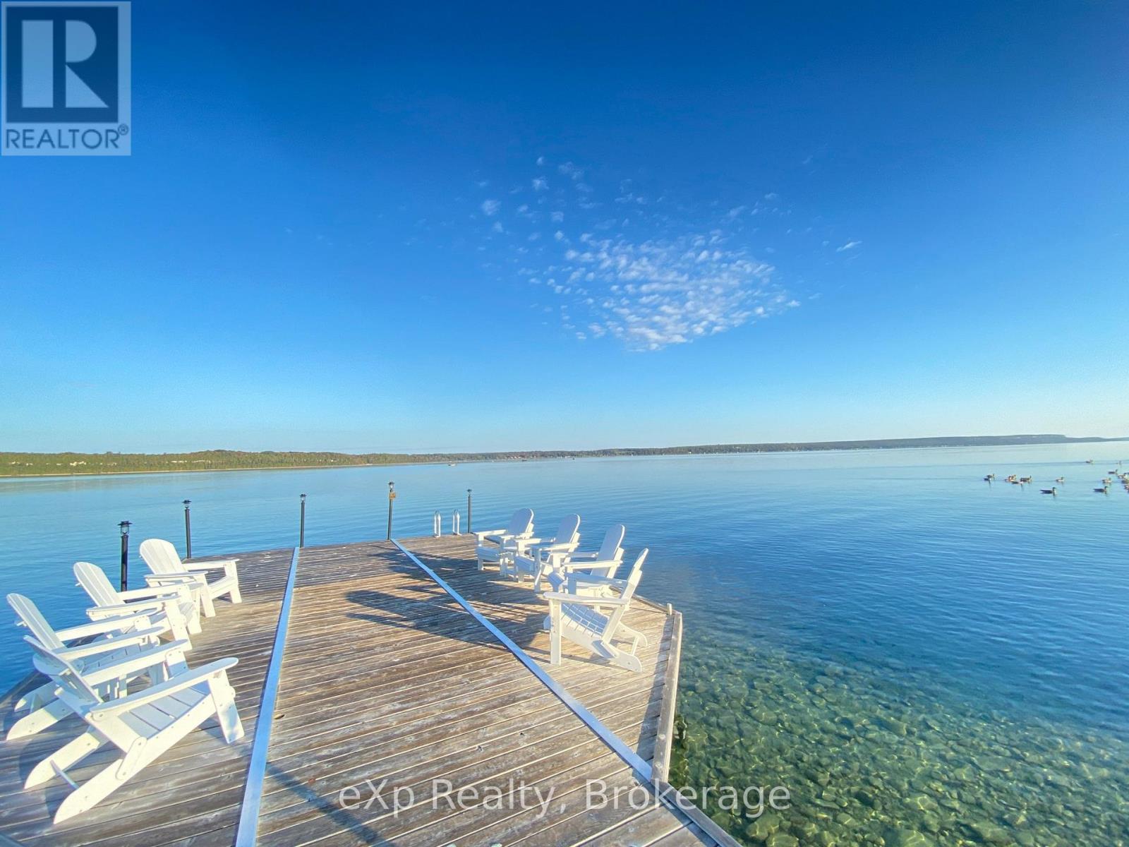111 Wilson Drive, Georgian Bluffs, Ontario  N0H 2T0 - Photo 6 - X12468430