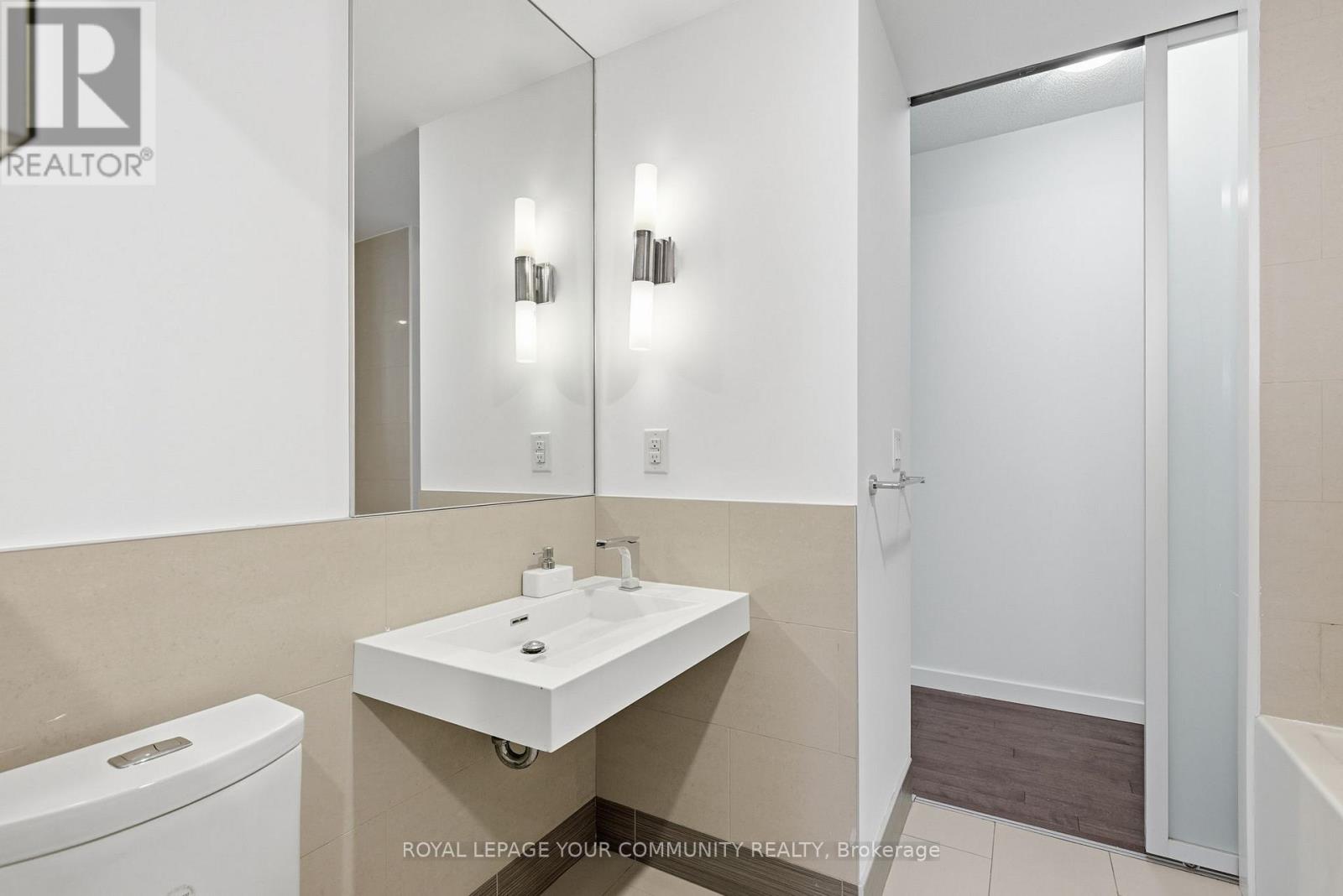 705 - 390 Cherry Street, Toronto, Ontario  M5A 3L2 - Photo 19 - C12468189