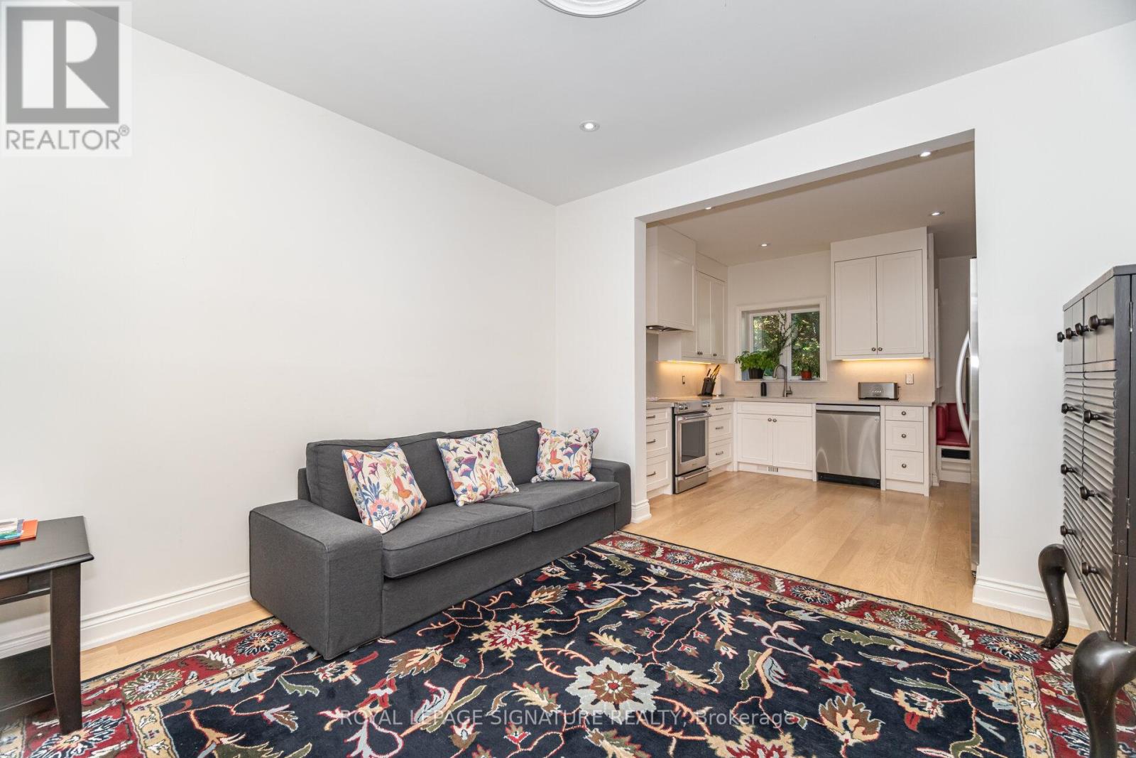 114 Fairholme Avenue, Toronto, Ontario  M6B 2W9 - Photo 17 - C12468211