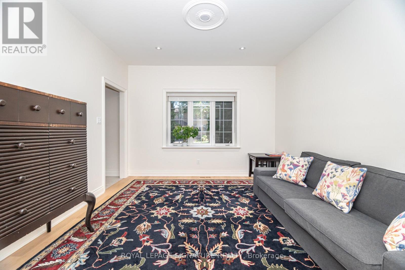 114 Fairholme Avenue, Toronto, Ontario  M6B 2W9 - Photo 18 - C12468211