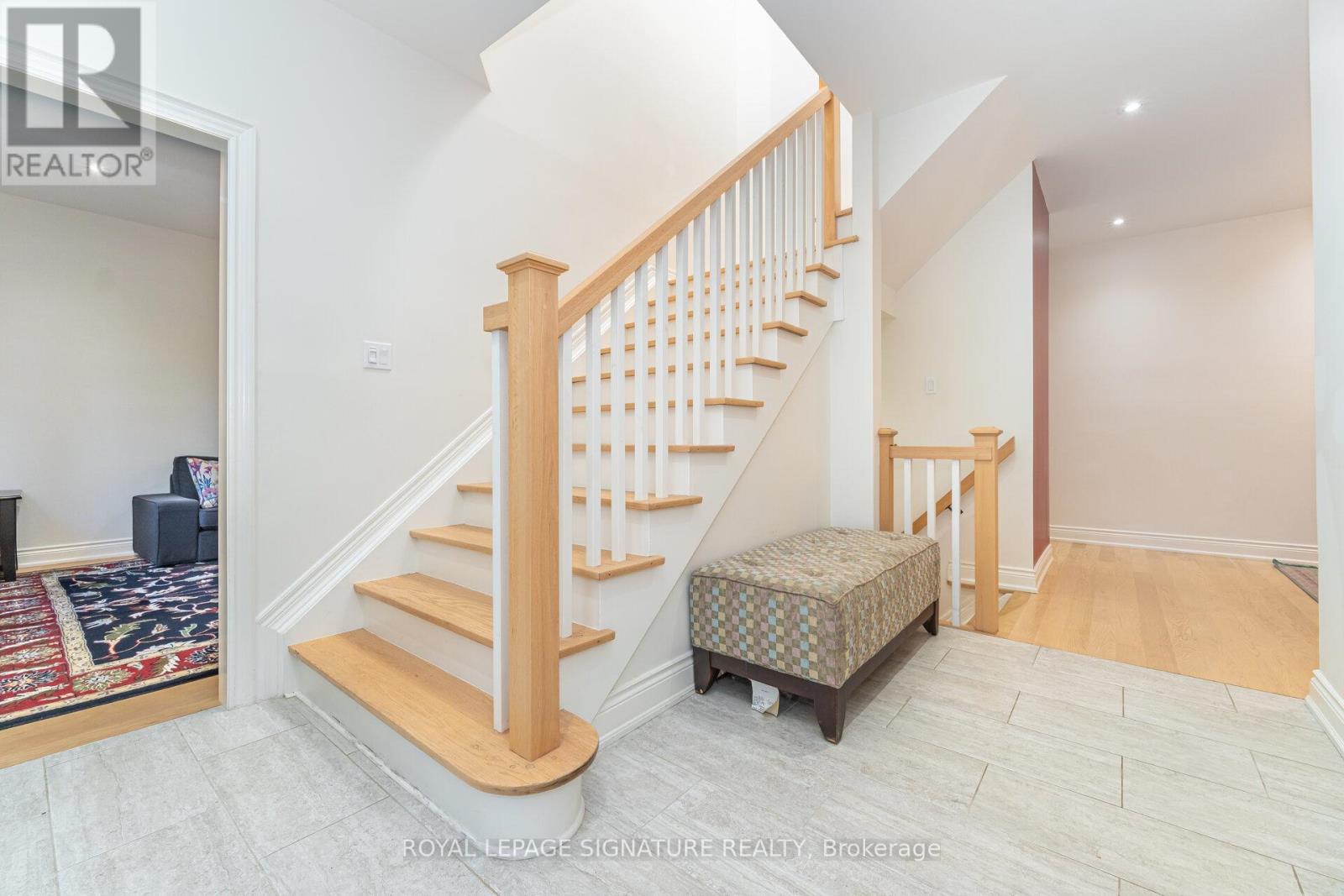 114 Fairholme Avenue, Toronto, Ontario  M6B 2W9 - Photo 21 - C12468211