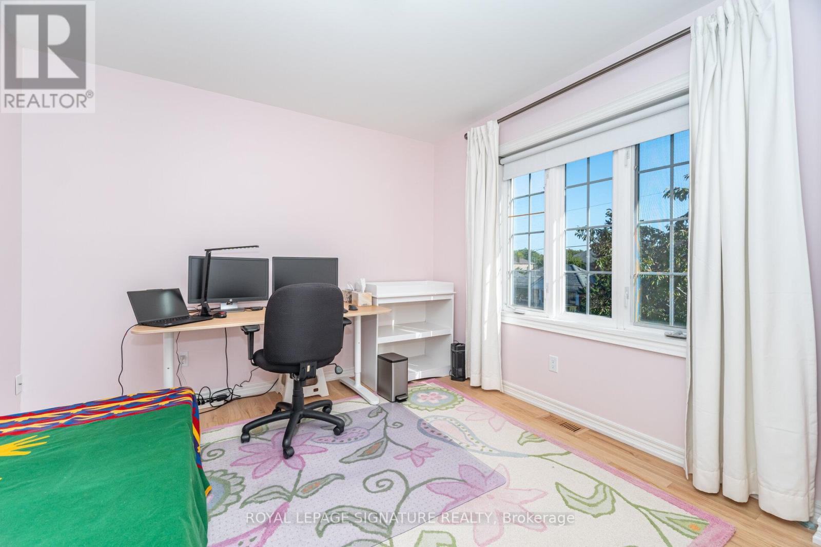 114 Fairholme Avenue, Toronto, Ontario  M6B 2W9 - Photo 32 - C12468211