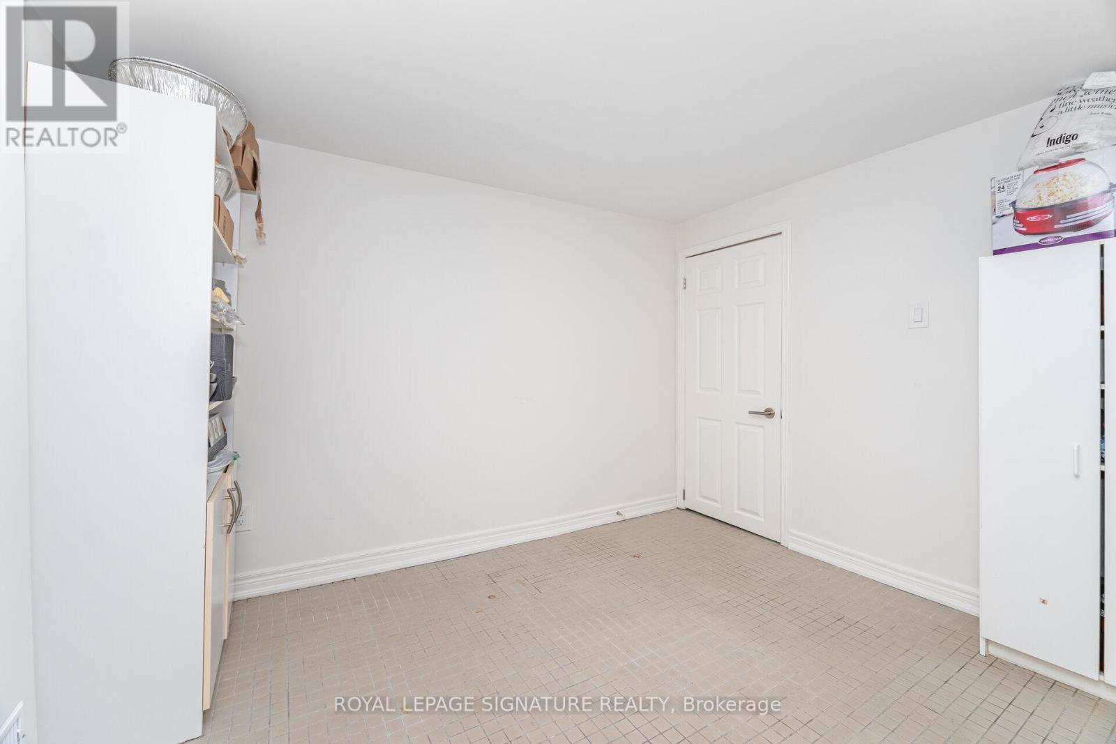 114 Fairholme Avenue, Toronto, Ontario  M6B 2W9 - Photo 38 - C12468211