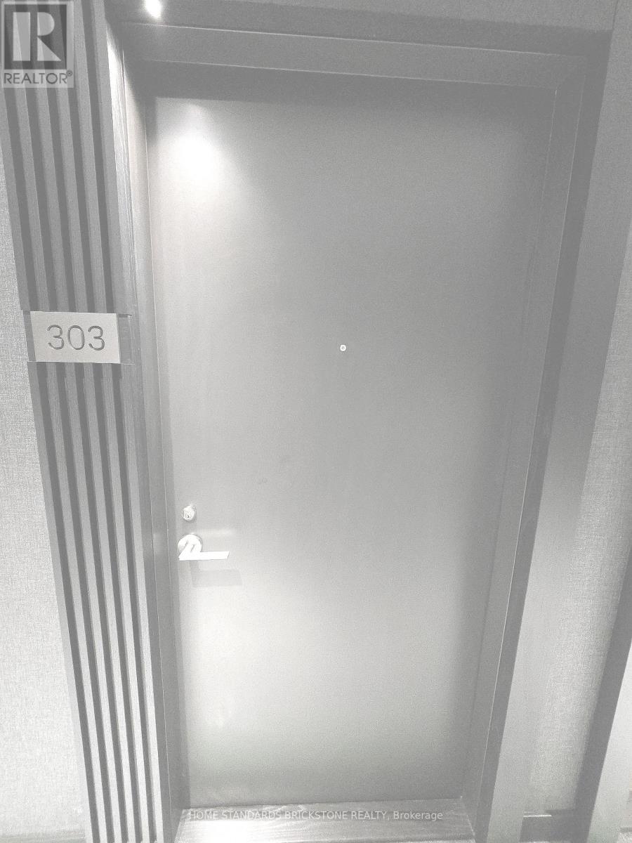 303n - 120 Broadway Avenue, Toronto, Ontario  M4P 0E9 - Photo 2 - C12468240