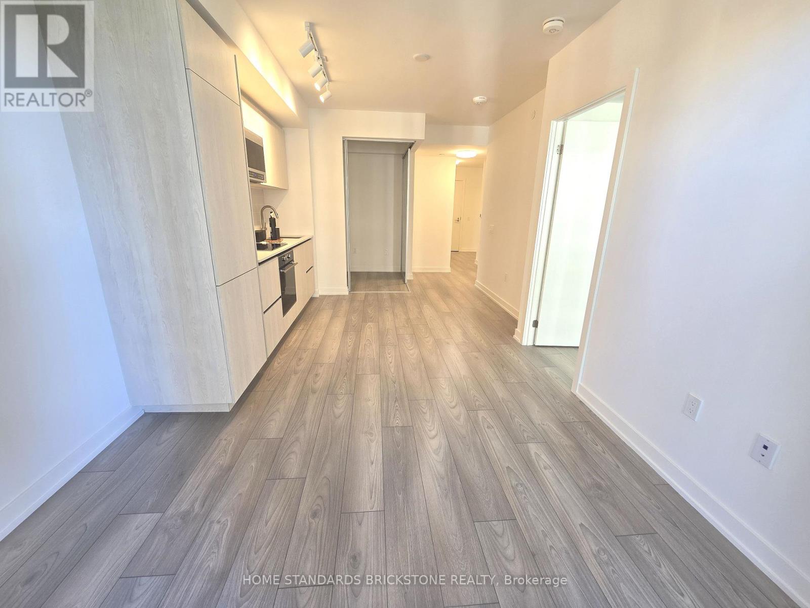 303n - 120 Broadway Avenue, Toronto, Ontario  M4P 0E9 - Photo 4 - C12468240