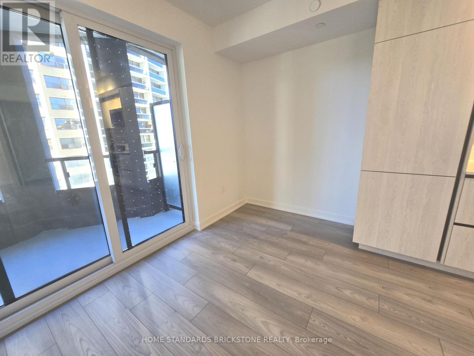 303n - 120 Broadway Avenue, Toronto, Ontario  M4P 0E9 - Photo 6 - C12468240