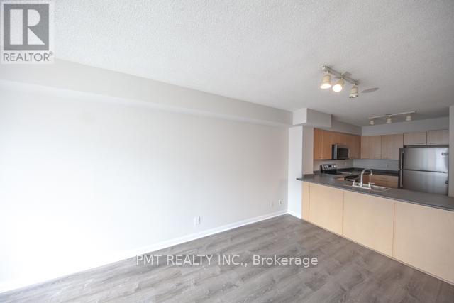 1408 - 11 St Joseph Street, Toronto, Ontario  M4Y 1J8 - Photo 5 - C12468260