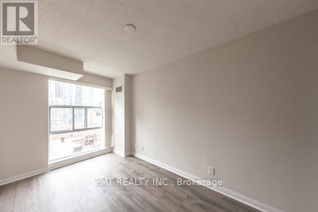 1408 - 11 St Joseph Street, Toronto, Ontario  M4Y 1J8 - Photo 9 - C12468260