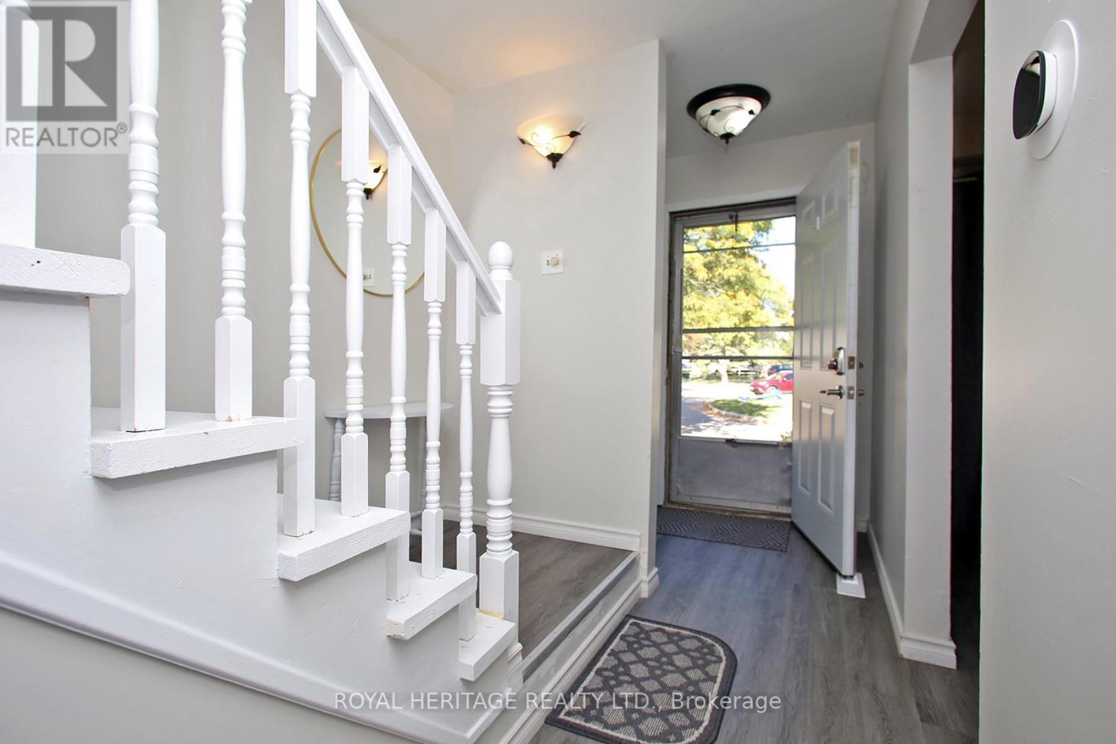 205 Northminster Court, Oshawa, Ontario  L1G 7M6 - Photo 19 - E12468197