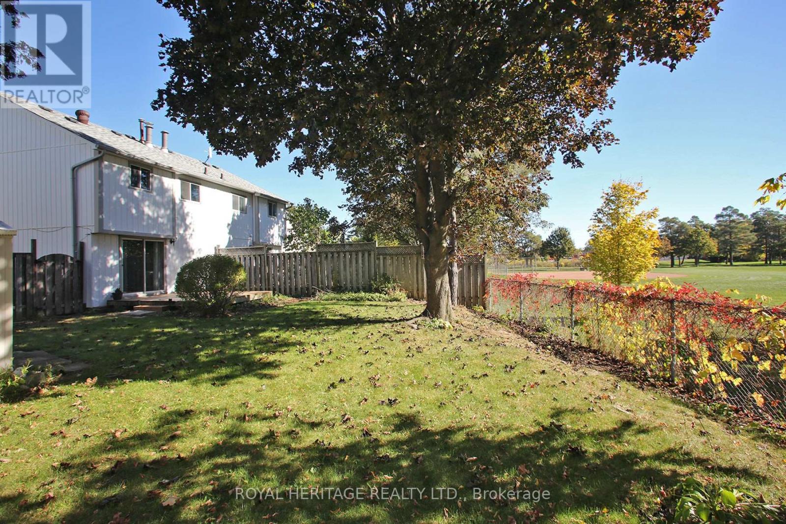 205 Northminster Court, Oshawa, Ontario  L1G 7M6 - Photo 23 - E12468197