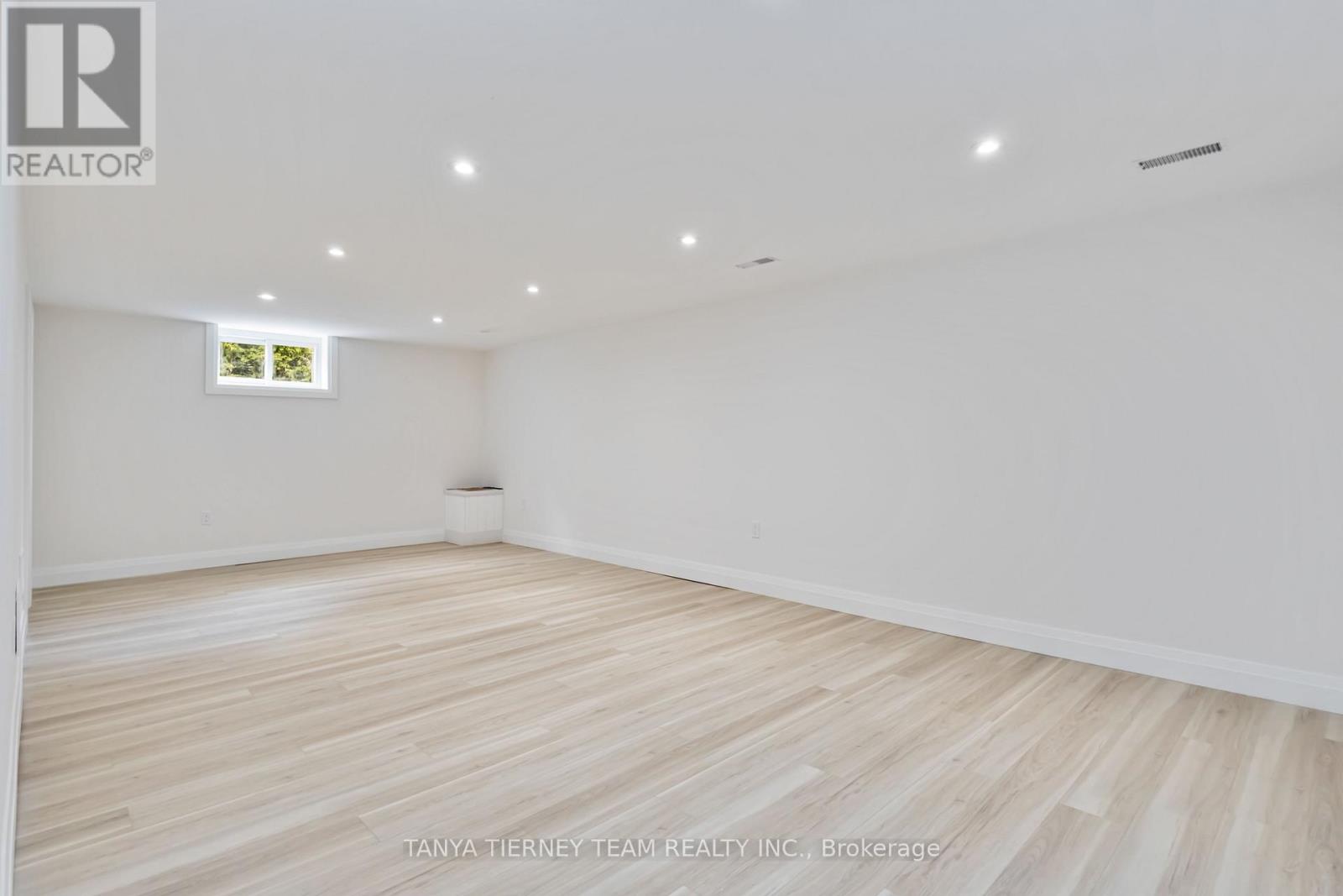14 Heber Down Crescent, Whitby, Ontario  L1M 1A8 - Photo 16 - E12468300