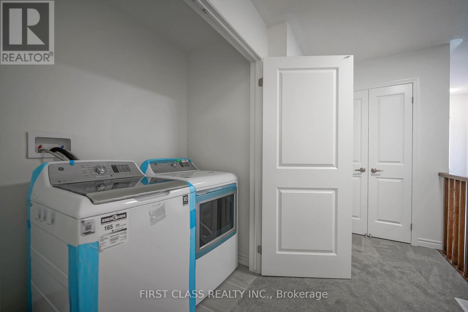 1475 Mockingbird Square, Pickering, Ontario  L1X 0N8 - Photo 12 - E12468348
