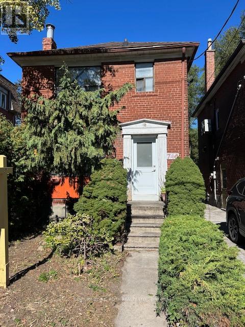 740 KINGSTON ROAD, Toronto, Ontario