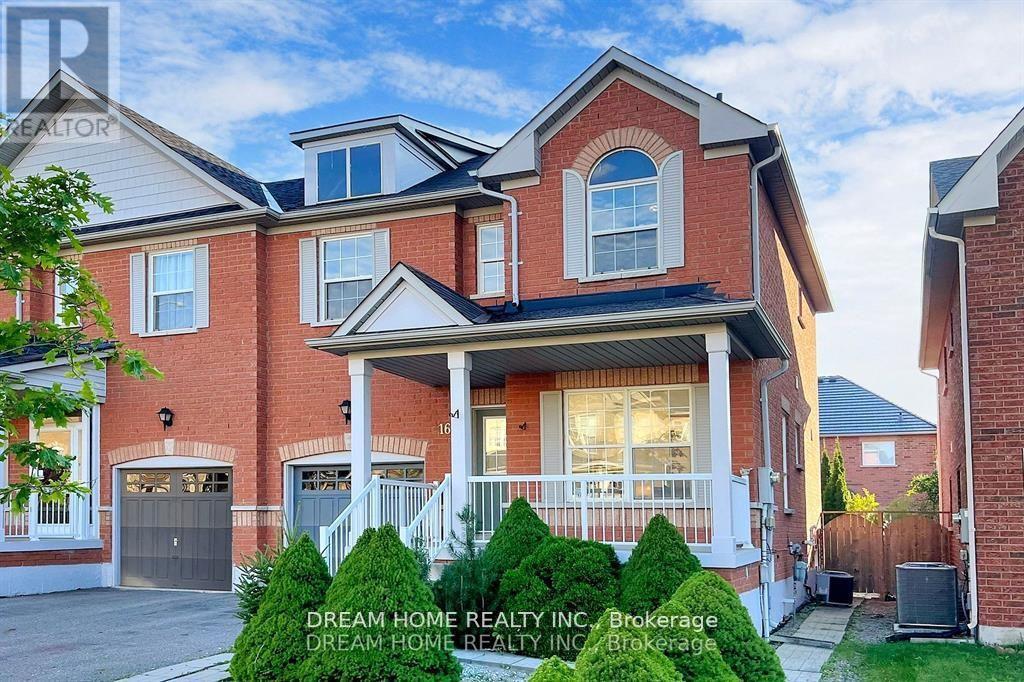16 Bond Lake Park Street, Richmond Hill, Ontario  L4E 5C3 - Photo 1 - N12468228
