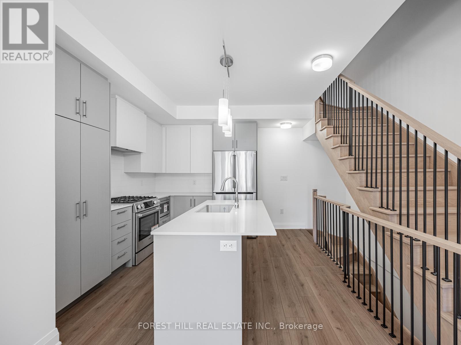 52 Burleigh Mews, Vaughan, Ontario  L4J 8A2 - Photo 10 - N12468243