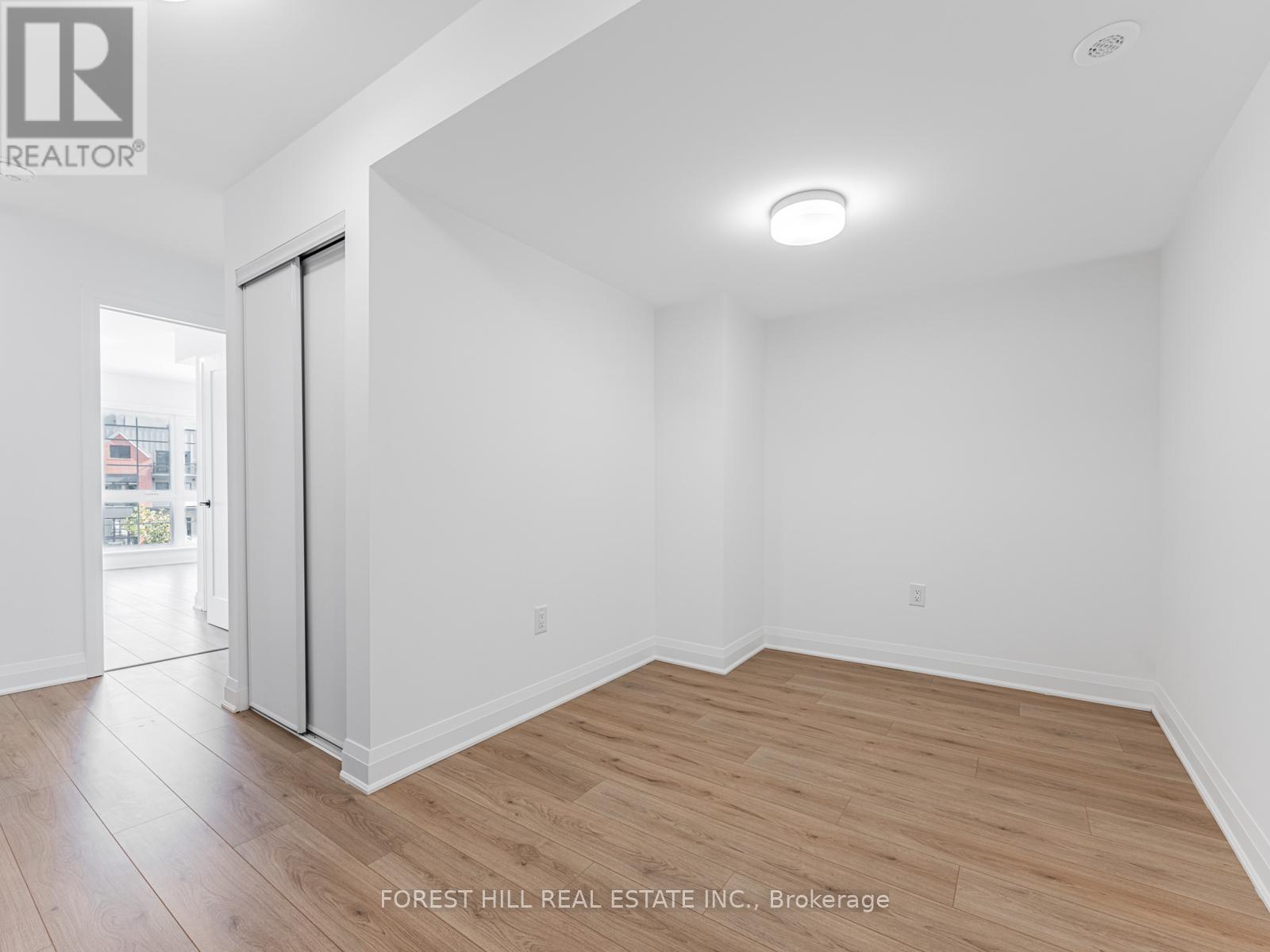 52 Burleigh Mews, Vaughan, Ontario  L4J 8A2 - Photo 19 - N12468243
