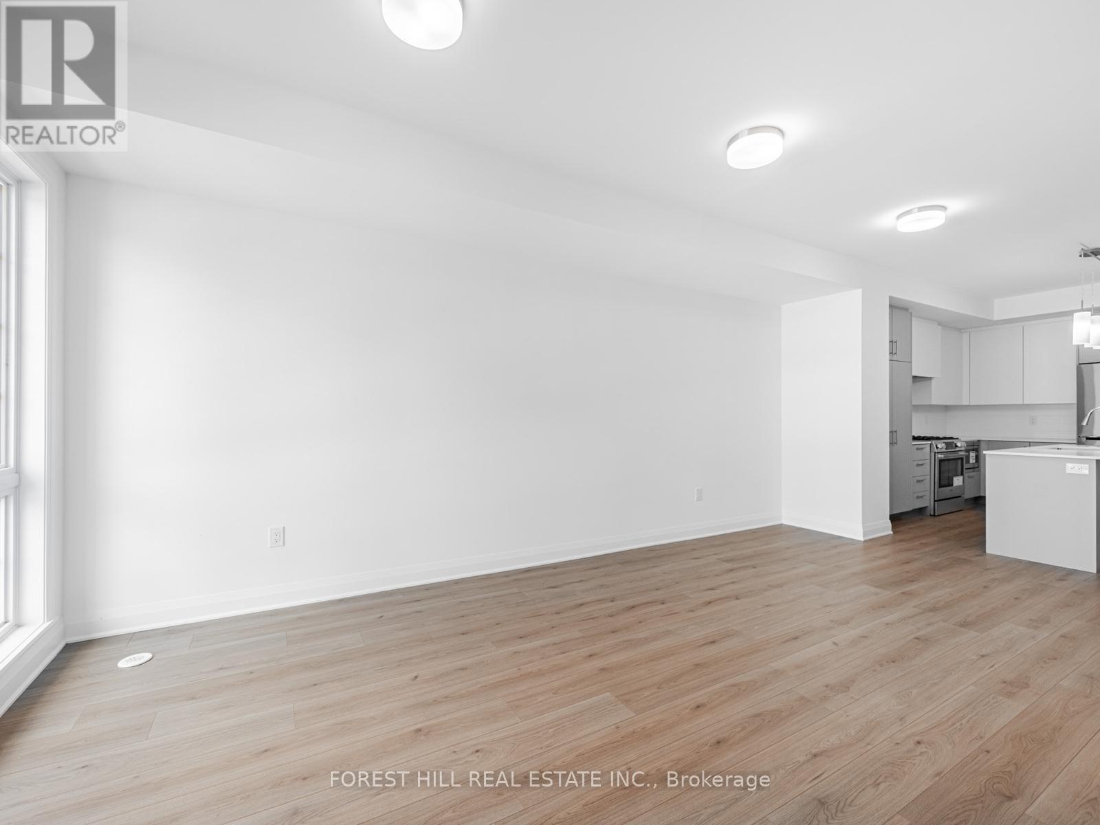 52 Burleigh Mews, Vaughan, Ontario  L4J 8A2 - Photo 7 - N12468243