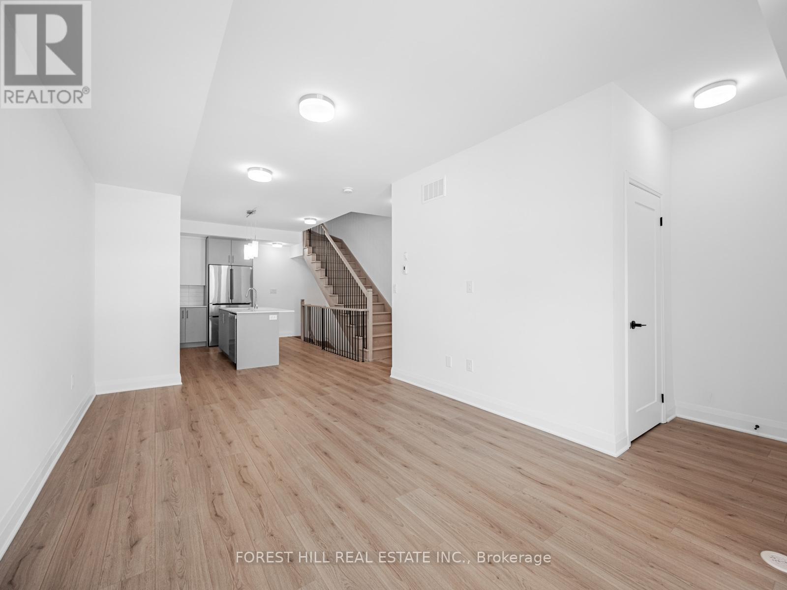 52 Burleigh Mews, Vaughan, Ontario  L4J 8A2 - Photo 9 - N12468243