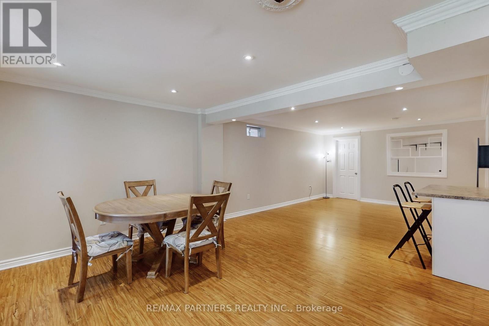 26 Sandfield Drive, Aurora, Ontario  L4G 6R7 - Photo 32 - N12468247